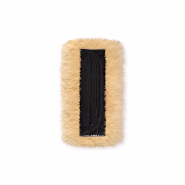 Kjedebeskytter Mattes Saueskinn